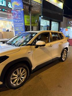 تۆیۆتا کۆرۆلا کرۆس